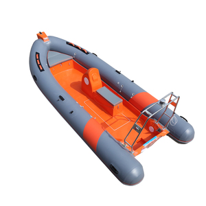 Gommone rigido sportivo con console centrale in PVC/Hypalon per passeggeri, ideale per la navigazione in acqua - Usato - Product Image 4