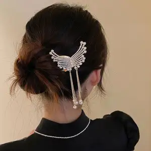 Wholesale Luxury Opal Pearl Butterfly Vintage Chinese Ancient Style Tassel Hairpins Elegant Temperament Fashion Accessories Girl