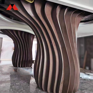 Revêtement mural <span class=keywords><strong>vertical</strong></span> en aluminium à lattes métalliques insonorisées avec finition grain de bois pour la décoration de salon et de villa - Product Image 1