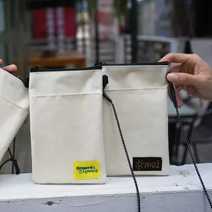 Groothandel 2022 Omoi Nieuwe Productie Wit Oxford Crossbody Tas Mannen Sling Tassen Voor Vrouwen Messenger Bags