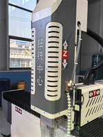 Machine de perçage et de fraisage CNC chinoise à vente chaude 2025 pour la fabrication d'aluminium de fenêtres et de portes, y compris un moteur de haute qualité