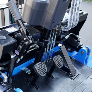 รถยกขนาด 2 ตัน สำหรับงานหนัก ยกสูง 3.5 เมตร พร้อมเสากระโดงยกแบบ 2 ตอน ยกฟรีได้ เหมาะสำหรับงานกลางแจ้งและโลจิสติกส์ - Product Image 3