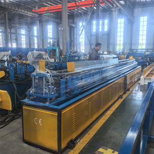 Machine de formage de panneaux publicitaires à charnière, de panneaux d'affichage et de revêtements muraux, dernière conception, avec moteur à engrenages intégré - Product Image 3