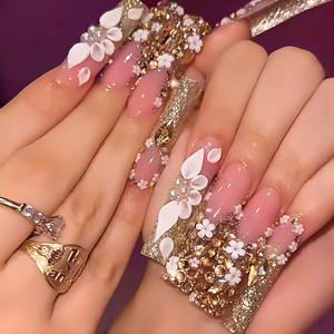 Uñas Postizas Francesas con Flores de Diamantes Doradas, Estilo Atrevido, Desmontables, 24 Piezas - Product Image 2