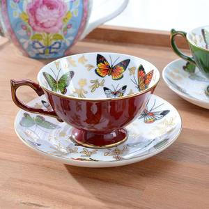 Ensemble de tasses à café éthiopiennes en porcelaine de haute qualité avec bordure dorée et motifs de papillons colorés, ensembles de tasses à thé en céramique avec soucoupes - Product Image 5