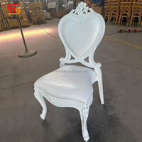 Chaises de salle à manger en plastique blanc, empilables, en résine durable, avec dossier en forme de cœur, pour banquets de mariage et traiteurs