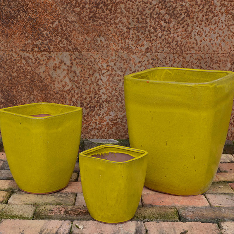 Amarillo de fuegos artificiales