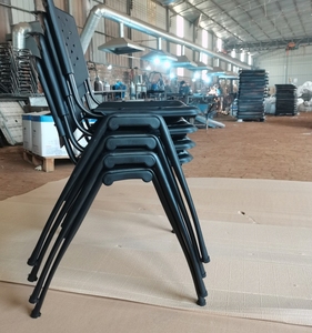 เก้าอี้ฝึกอบรมพลาสติกแบบซ้อนได้ เก้าอี้บรรยายพร้อมแท็บเล็ตเขียนหนังสือ โครงเหล็ก เก้าอี้นักเรียน เฟอร์นิเจอร์โรงเรียนคุณภาพสูง - Product Image 5