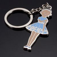Porte-clés en métal personnalisé, porte-clés personnalisé avec personnage de poupée pour les cadeaux de fête à thème et les souvenirs d'événements caritatifs