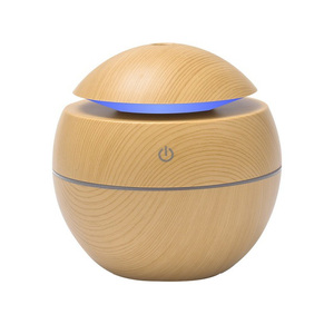 Humidificador pequeño portátil, difusor de aromaterapia de grano de madera, cambio de 7 colores alimentado por USB - Product Image 2