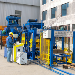 Macchina Automatica per la Produzione di Mattoni in Cemento e Blocchi Forati QT5-<span class=keywords><strong>15</strong></span> con Controllo PLC, Pressione Idraulica e Lunga Durata in Vendita - Product Image 3