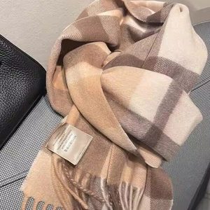 Sciarpa Lunga <span class=keywords><strong>in</strong></span> Pura Lana a Quadri, Stile Britannico Classico, Nuovo Scaldacollo Invernale da <span class=keywords><strong>Donna</strong></span> - Product Image 1