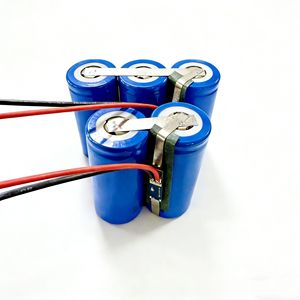 3.2V 10AH 32700 Lithium-ijzerfosfaat batterijpakket voor bewaking van zonne-straatverlichting - Product Image 2