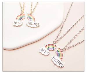Kalung BFF Kreatif yang Dapat Dipisah 2 Pcs Set Kalung Pesona Pelangi Manis Sahabat Terbaik Selamanya untuk Anak Perempuan Pasangan - Product Image 6