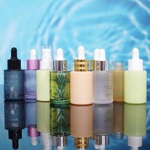 ขวดแก้วหยดสีส้มด้านแบบไหล่เรียบ ขนาด 1 ออนซ์ 30 มล. พิมพ์โลโก้สีขาวด้วยเทคนิคซิลค์สกรีน พร้อมฝาสีทอง - Product Image 6