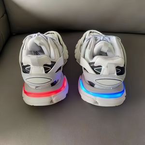 Chaussures décontractées tendance en cuir véritable de haute qualité, style slip-on, série LED Track 3.0, respirantes, pour hommes et femmes - Product Image 6