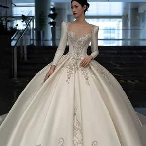 NDB10496 Abito da Sposa Nuovo Stile, Maniche Lunghe in Stile Francese, Lavorazione Artigianale di Lusso, Alta Gamma con Strascico, Principessa Eterea - Product Image 1