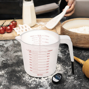 Verre doseur transparent en plastique PP écologique de 500 ml avec bec verseur, idéal pour la pâtisserie et les outils de cuisine, lavage à la main uniquement - Product Image 3