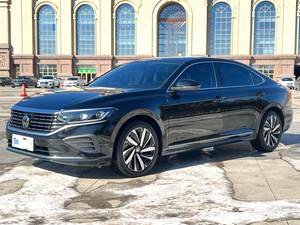 Volkswagen Passat 1.4T d'<span class=keywords><strong>occasion</strong></span> 2024 - Berline familiale high-tech, 280TSI, assistance au conducteur, faible kilométrage - Product Image 2