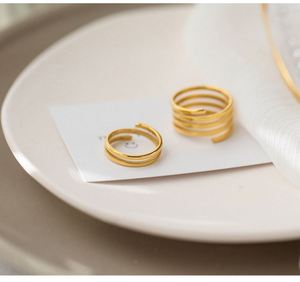 Cincin baja tahan karat polos wanita, cincin emas Dubai Emas Hip Hop desain modis - Product Image 3