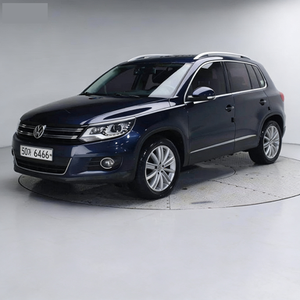 Volkswagen <span class=keywords><strong>Tiguan</strong></span> Modello 2015 <span class=keywords><strong>2</strong></span>.0 TDI Diesel DSG Automatico 4MOTION AWD SUV Compatto Familiare ad Alte Prestazioni Affidabile per l'Esportazione - Product Image 1