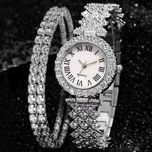 <span class=keywords><strong>Montre</strong></span>-<span class=keywords><strong>bracelet</strong></span> pour <span class=keywords><strong>femme</strong></span> <span class=keywords><strong>Montre</strong></span> tendance à quartz sertie de diamants + <span class=keywords><strong>bracelet</strong></span> à <span class=keywords><strong>double</strong></span> rangée de diamants 2pcs <span class=keywords><strong>Montre</strong></span> cadeau - Product Image 5