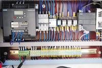 Hoge Snelheid Automatische Aangepaste Voedselbakken Papier Board Box Vormen Lunchbox Maken Machine Prijs