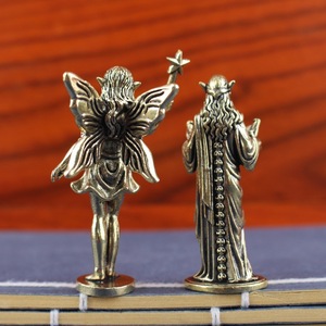 Statuetta in ottone Dingtong a forma di principessa fatata, bestseller da scrivania, statuetta artigianale in metallo Profeeta, decorazione. - Product Image 3