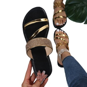 S465 Fashion Hot Summer Design cheap strass strap slide slipper donna sandali piatti <span class=keywords><strong>calzature</strong></span> casual <span class=keywords><strong>estive</strong></span> di grandi dimensioni all'aperto - Product Image 1
