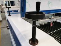 Équipement de gravure laser CO2 à structure séparée 80W pour décoration personnalisée de bouteilles de vin en verre, contrôle hors ligne, fonctionnement sécurisé