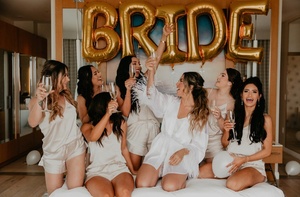 Fung 6016 Set <span class=keywords><strong>di</strong></span> Pigiama <span class=keywords><strong>di</strong></span> Lusso in Raso Primavera/Estate con Canottiera e Pantaloni a Vita Elastica Regalo per <span class=keywords><strong>San</strong></span> <span class=keywords><strong>Valentino</strong></span> 2021 - Product Image 4