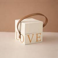 Boîte cadeau de mariage en papier, décorations de mariage, boîte à bonbons en papier gaufré faite à la main, carrée, rouge, pour la Saint-Valentin, boîte cadeau de mariage en papier pour bonbons
