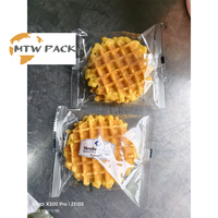 MTWPACK Automatische Servo Pillow Flow Voedselverpakkingsmachine voor noedels, tabletten, fruit, brood, cake, bestek en reserveonderdelen.