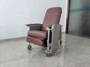 Fauteuil-<span class=keywords><strong>lit</strong></span> médical mobile MT MEDICAL pour accompagnant hospitalier, fauteuil inclinable résidentiel pour soignants et patients - Product Image 4