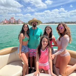 Venta de Fábrica, Bote Pontón de Aluminio Personalizado de 22 pies (6.7 m), Cómodo Salón Solar, Motor Fuera de Borda de 90 hp <span class=keywords><strong>para</strong></span> Pesca y Turismo - Product Image 4