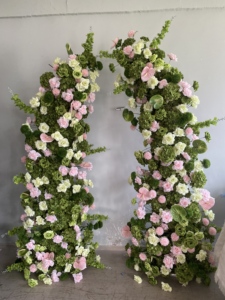 Fleurs artificielles pour arche de mariage, fleurs colorées pour allée de mariage, centre de table floral pour arche, décoration de scène de mariage - Product Image 6
