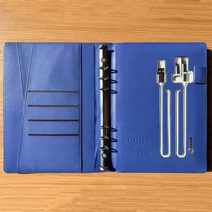 Carnet d'affaires multifonctionnel <span class=keywords><strong>rechargeable</strong></span> en cuir A5 imprimé avec chargeur sans fil et batterie externe intégrée, idéal pour les cadeaux (modèle 2026) - Product Image 2