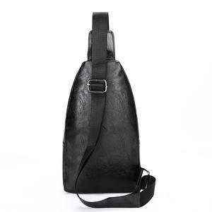 Bolso Cruzado de Piel Sintética para Hombre, Color Negro Sólido, Bolso de Hombro para Uso Diario, Primavera 2025 - Product Image 1