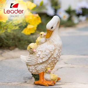 ที่ดีที่สุดในร่มกลางแจ้งประติมากรรมเครื่องประดับหมูสวนสัตว์รูปปั้นแม่หมูกับลูกหมูรูปแกะสลัก - Product Image 3