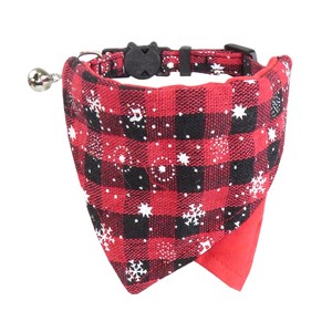 Pañuelo Reversible para Gato con Estampado Navideño a Cuadros, con Campana, Diseño de Copos de Nieve Verdes y Rojos, Accesorio para Mascotas para las Fiestas de Invierno - Product Image 5