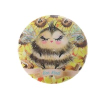 Broche créative en forme de grenouille d'abeille et d'animal mignon, insigne en fer blanc simple et assorti, lettre anglaise personnalisée, gravure en métal peint