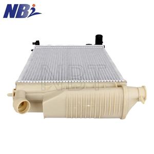 Nuevo 1 año de garantía PEUGEOT 306 tanque de agua del radiador del coche 133045/1331CS incluyendo tapa manguera del radiador Material plástico aluminio - Product Image 4