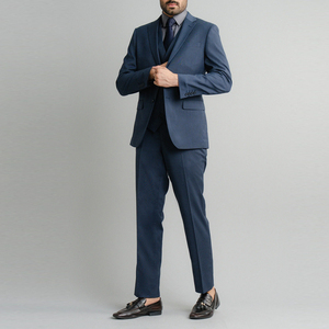 Ensemble de costume deux pièces de style premium pour occasions formelles, conçu pour les réunions d'affaires et les événements professionnels, costume homme. - Product Image 3
