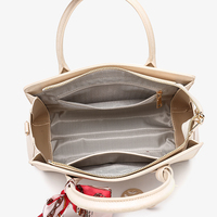 Sac fourre-tout blanc crème avec foulard en soie et logo doré en relief, en cuir PU, bandoulière amovible, sac à main élégant pour femme, tendance 2026