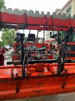 Le motoculteur diesel sur chenilles de taille moyenne Aihe X3 de fabrication chinoise convient à diverses tâches.