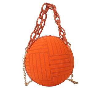 Sac à main rond personnalisé pour <span class=keywords><strong>femme</strong></span>, mini sac à main de <span class=keywords><strong>basket</strong></span>-ball, sac à main de <span class=keywords><strong>basket</strong></span>-ball, vente chaude, <span class=keywords><strong>pas</strong></span> <span class=keywords><strong>cher</strong></span> - Product Image 2