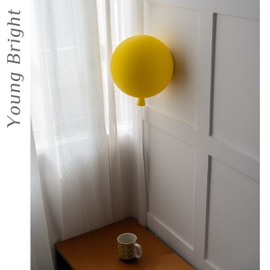 Brokis LED Eisen-Wandleuchte im tschechischen Ballon-Design für Flur, Schlafzimmer, Nachttisch, farbenfrohes Kinderzimmer - Product Image 5