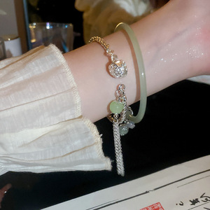 Set di 2 braccialetti a campana di torsione in stile cinese braccialetti di moda da donna <span class=keywords><strong>con</strong></span> nappe da regalo per ragazza - Product Image 5