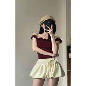 T-shirt Femme Couleur Unie Taille Haute Coupe Ajustée Effet Compressif Épaules Dénudées avec Volants – Tendance et Pratique – Échantillon Gratuit – Meilleure Vente - Product Image 4