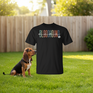 T-shirt Bloodhound Mama per gli amanti dei cani, regalo per la festa della mamma - Product Image 1